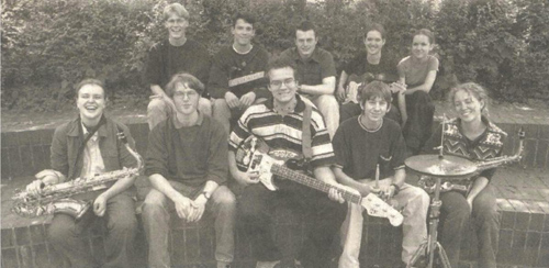 Zeitungsbild mit ehemaligen Boxhead Mitgliedern